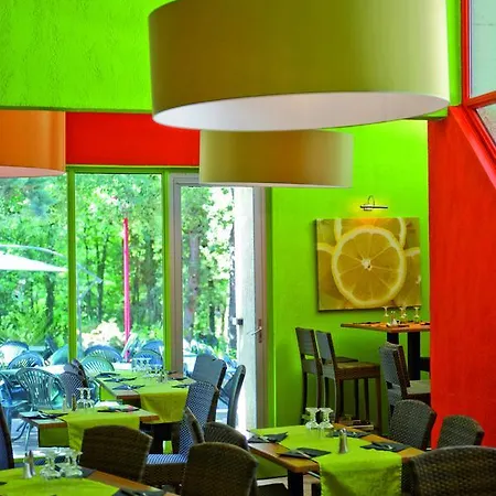 Vtf Clair Canigou 3*